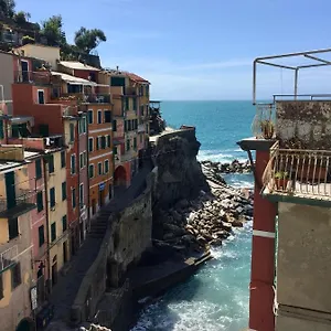 Sara Apartment, Comfort And Lateral Sea View Appartamento